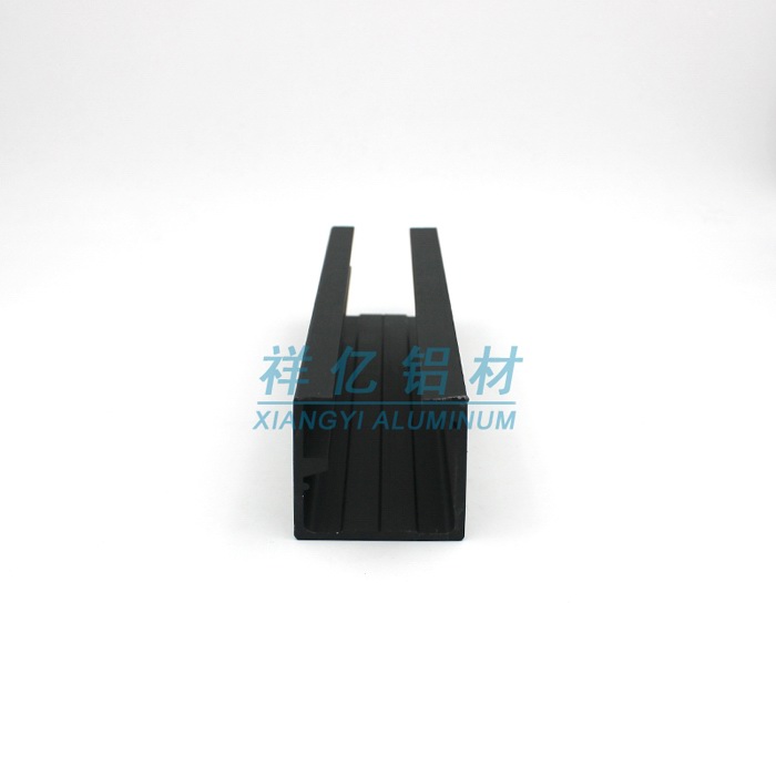 工業(yè)鋁型材吊軌2